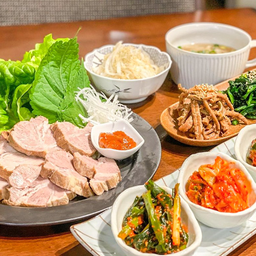 本場韓国手作りキムチ　ヨンくんの秘味キムチ